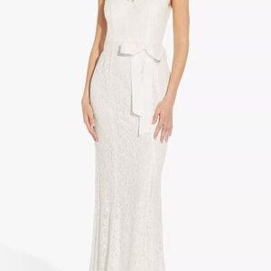 Adrianna Papell V-Neck  Long Bridal Dress NWT Size 2 Coquette Bow Lace